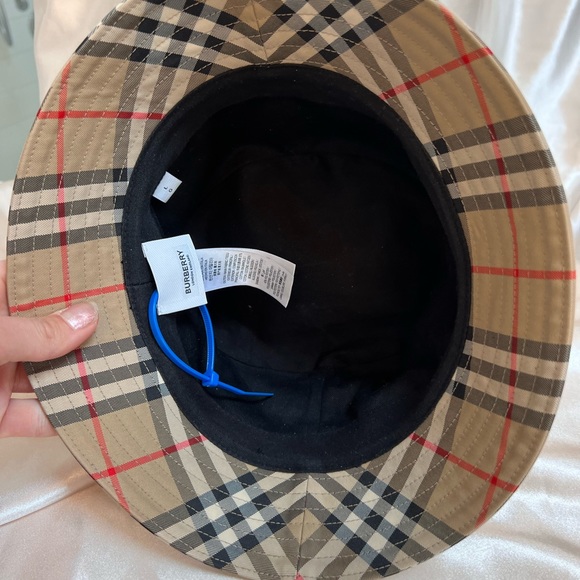 🚫SOLD🚫Vintage Check Technical Cotton Bucket Hat - Picture 6 of 9